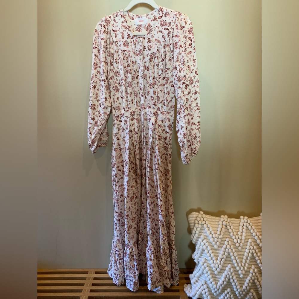 Xirena Esme Maxi Dress in White/Cream and Red Paisley - Picture 2 of 10